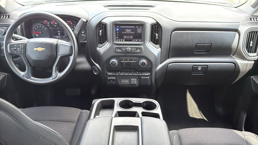 Used 2024 Chevrolet Silverado 2500 Custom w/ Custom Convenience Package image 18