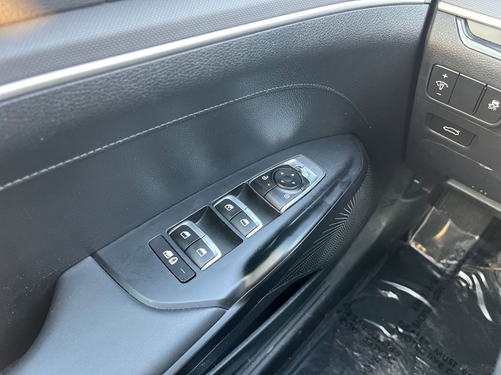 Used 2025 Kia K5 LXS image 18