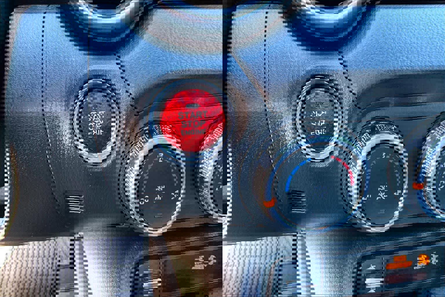 Used 2024 MAZDA MX-5 Miata RF Grand Touring w/ Weather Package image 33