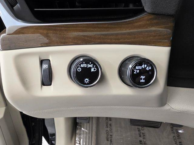 Used 2020 Cadillac Escalade Luxury AWD/4WD image 23