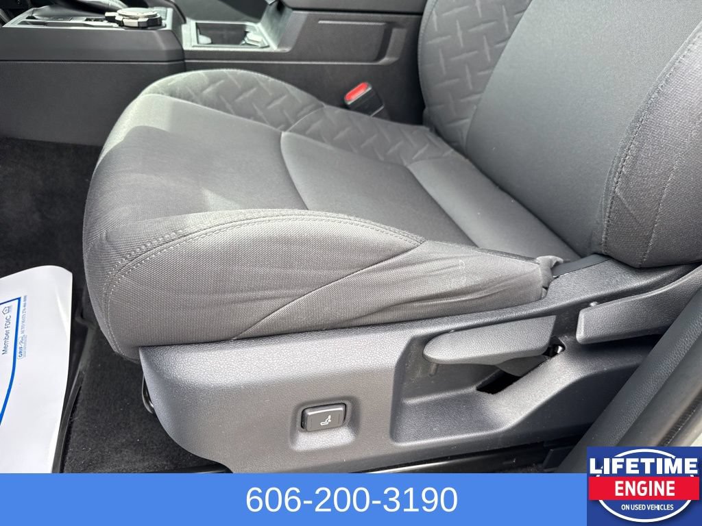 Used 2024 Toyota Tacoma SR AWD/4WD image 24