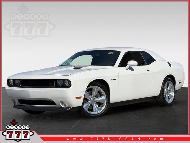 Used 2014 Dodge Challenger R/T RWD image 1