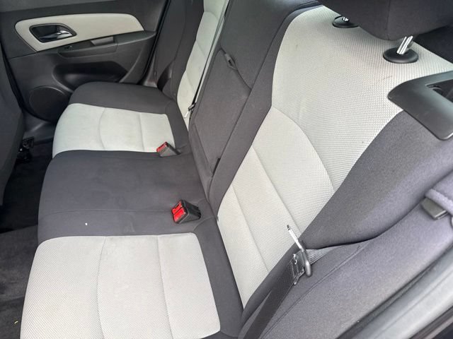 Used 2014 Chevrolet Cruze LS FWD image 19