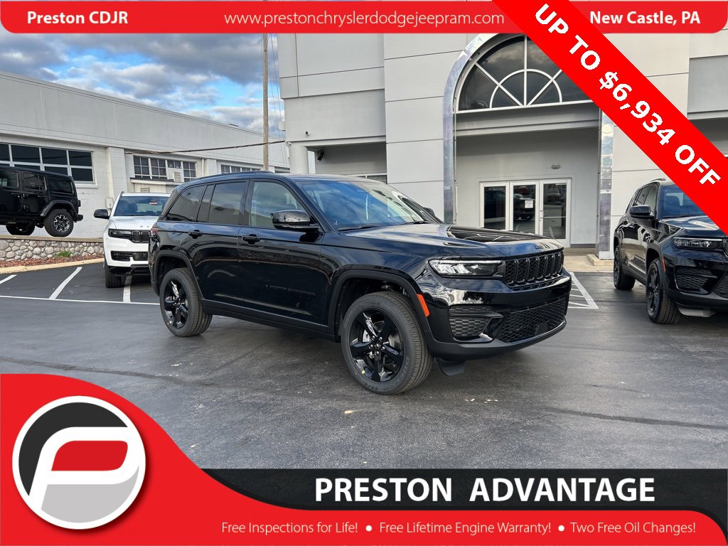 New 2025 Jeep Grand Cherokee 4WD