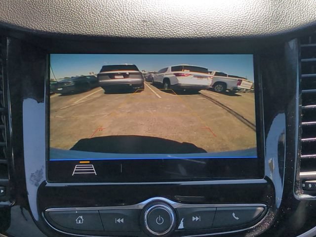 Used 2018 Chevrolet Trax LT w/ LT Convenience Package FWD image 17