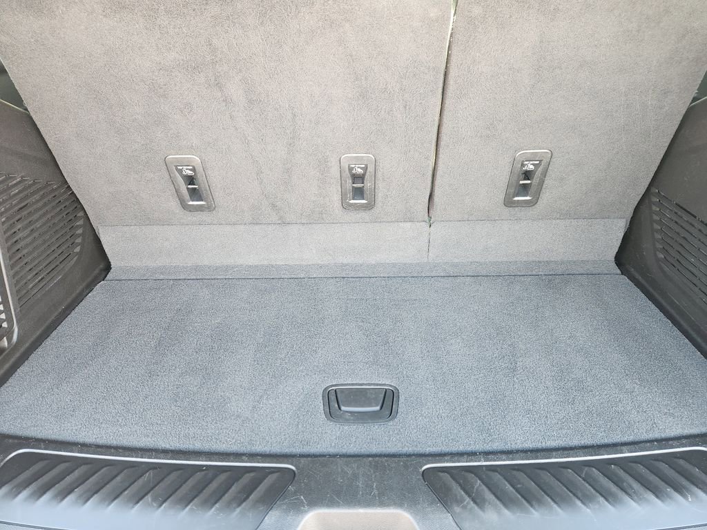 Used 2023 Chevrolet Tahoe LT w/ LT Signature Plus Package image 35