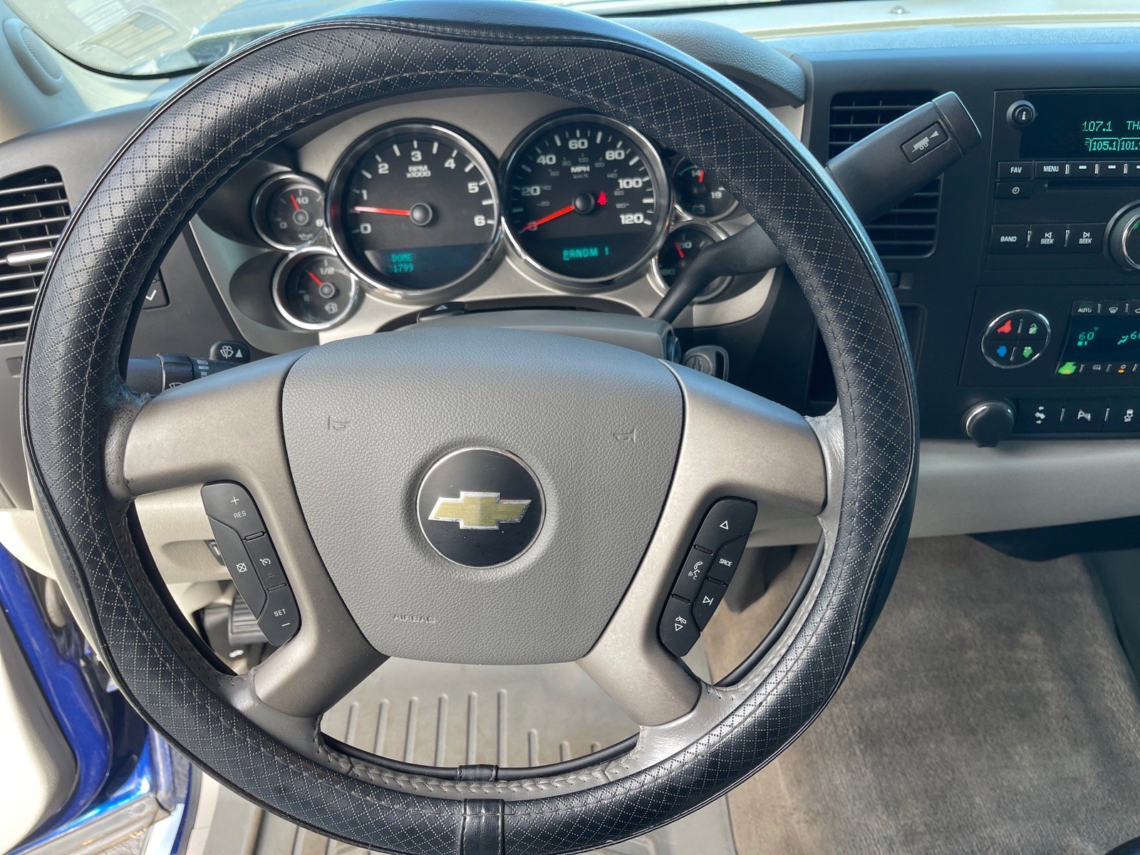 Used 2014 Chevrolet Silverado 2500 LT w/ Interior Plus Package image 7