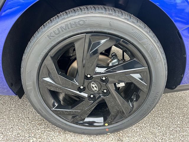 New 2026 Hyundai Elantra Sport image 12