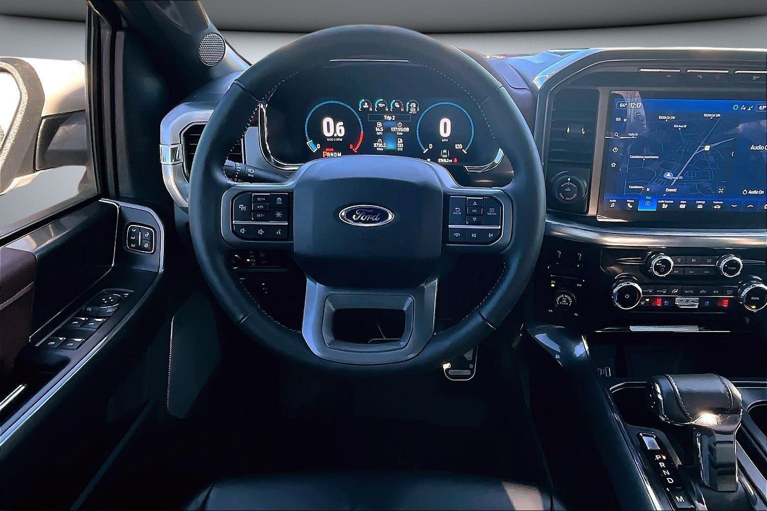 Used 2022 Ford F150 Lariat w/ Equipment Group 502A High image 9