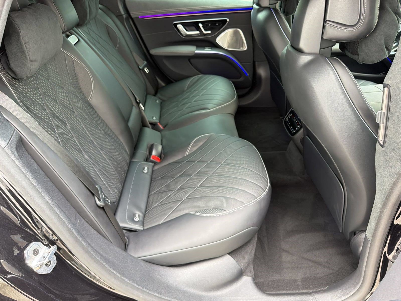Certified 2023 Mercedes-Benz EQS AMG 4MATIC image 30