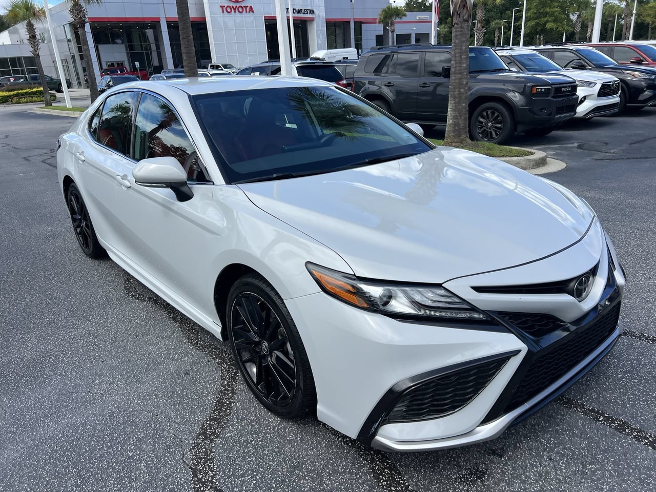 Used 2024 Toyota Camry XSE FWD image 2