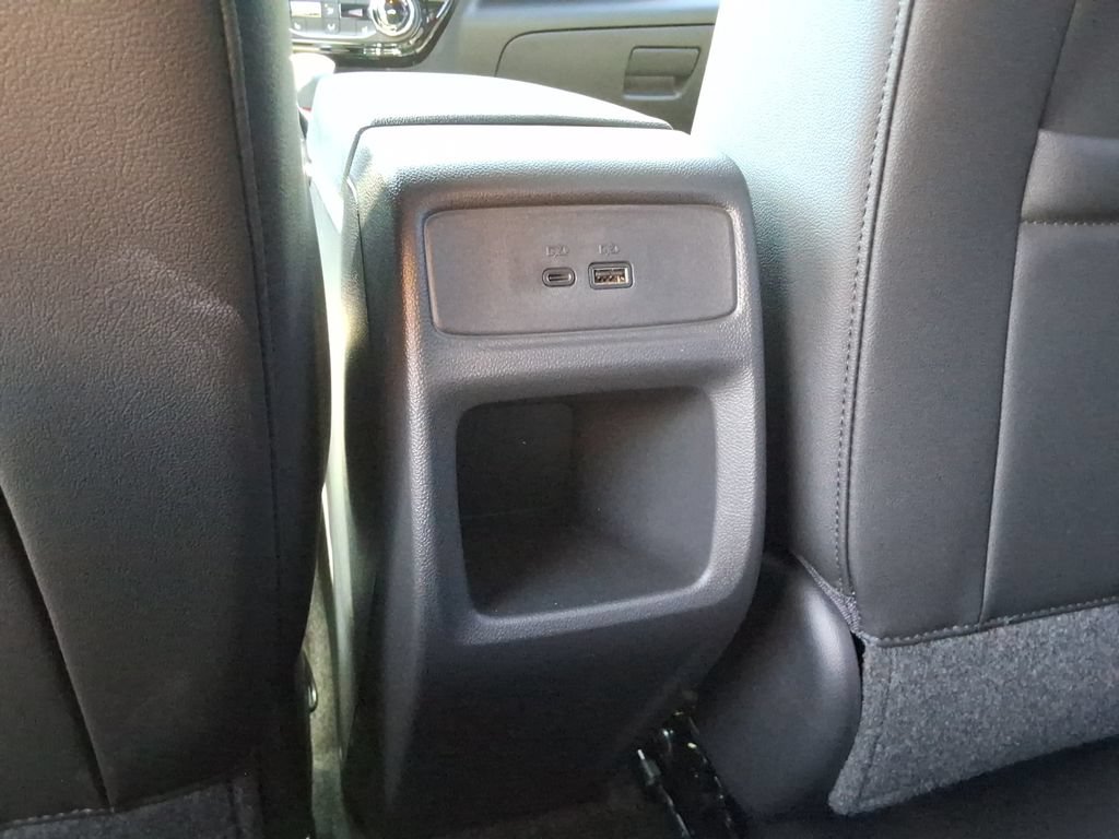 New 2026 Chevrolet Trax RS w/ Sunroof Package FWD image 17