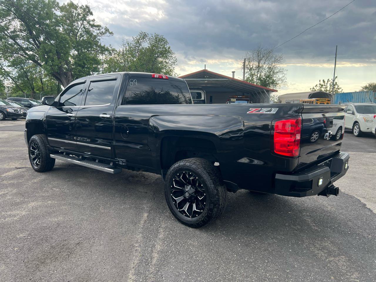 Used 2017 Chevrolet Silverado 2500 LTZ w/ Duramax Plus Package AWD/4WD image 8