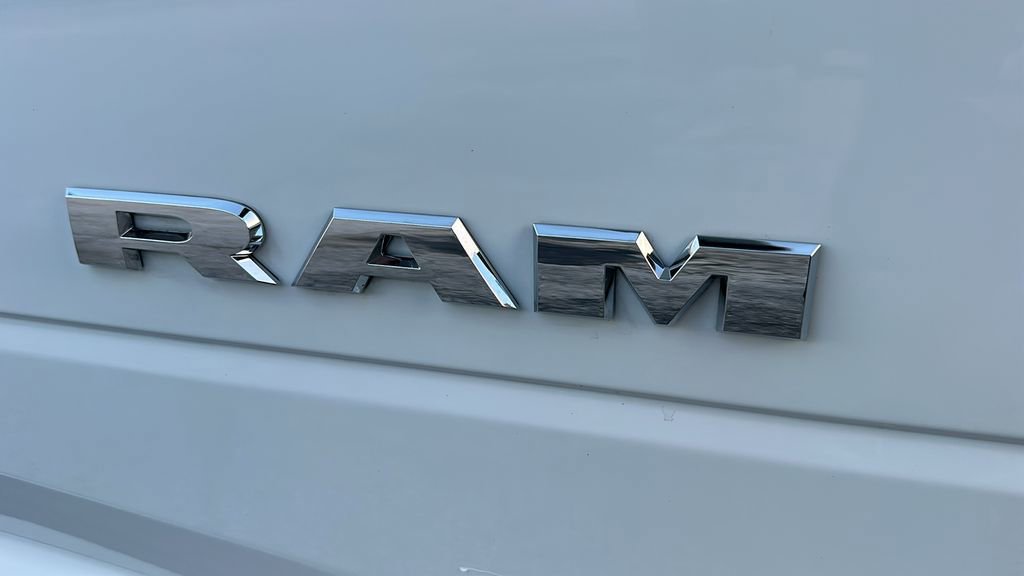 Used 2024 RAM 2500 Big Horn image 10