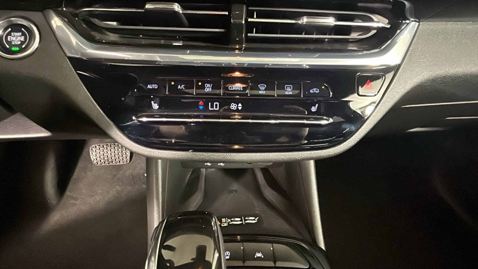 Used 2024 Buick Envista Avenir FWD image 26