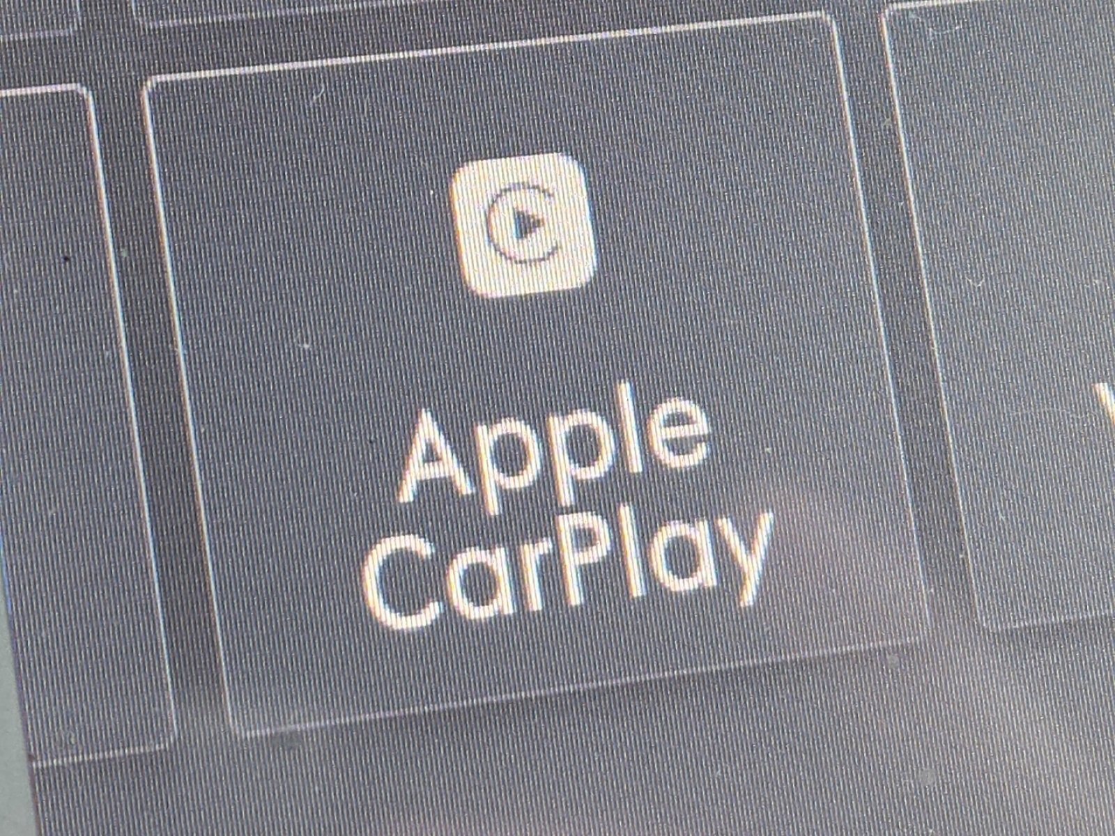 Used 2020 Lincoln Nautilus Premier w/ Equipment Group 101A image 5