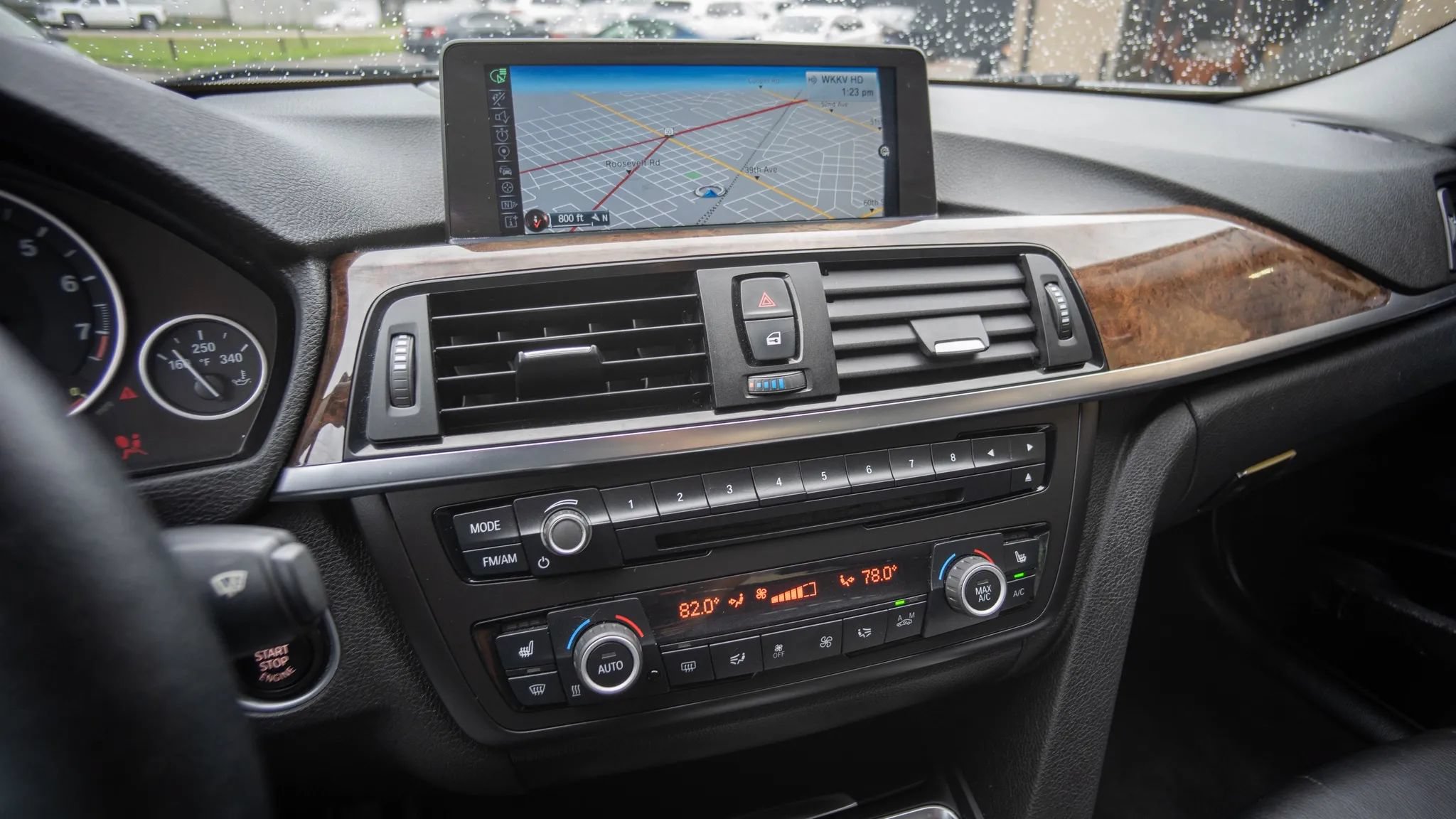 Used 2015 BMW 335i xDrive Sedan AWD/4WD image 21