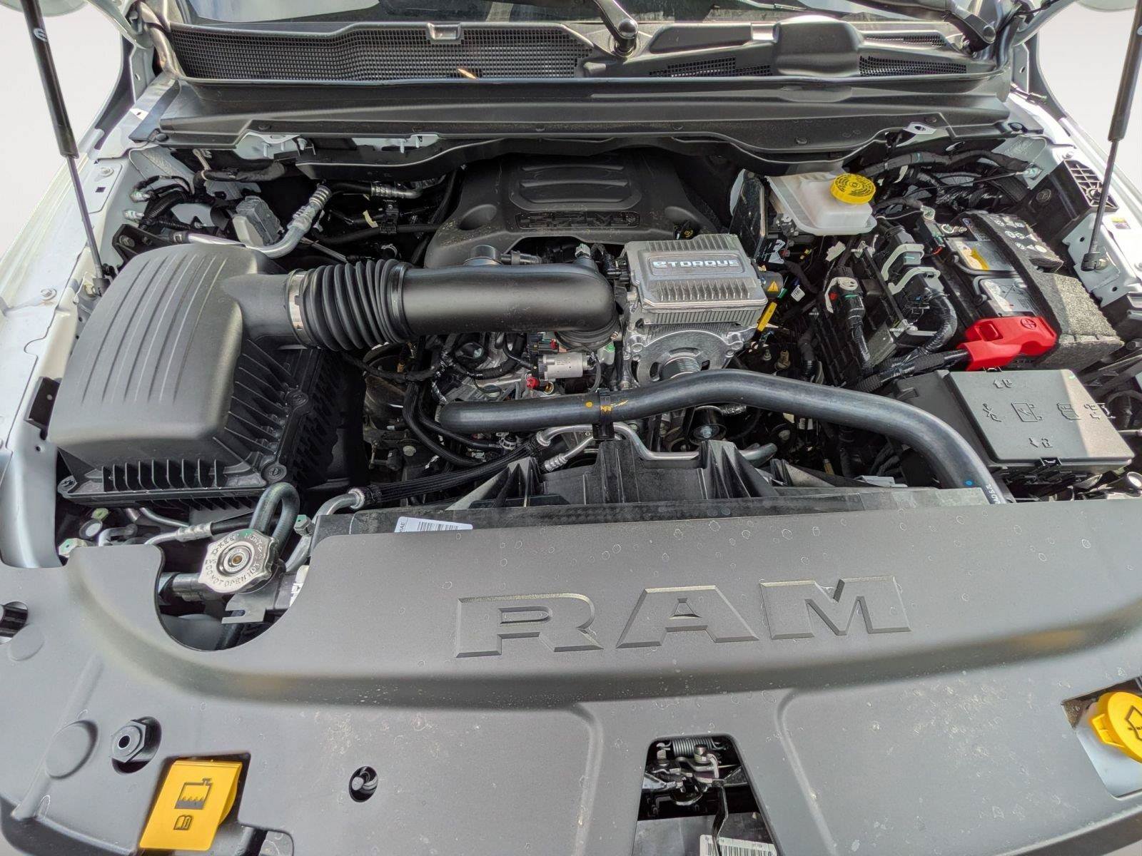 New 2026 RAM 1500 Limited w/ Trailer Tow Group AWD/4WD image 21