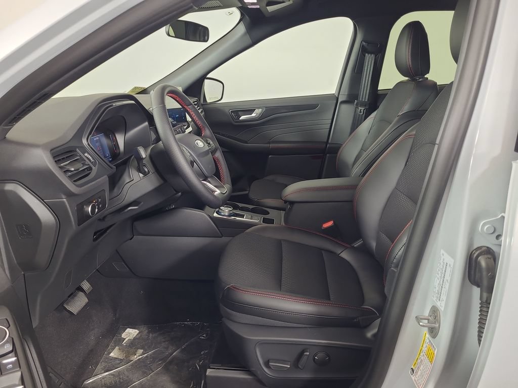 New 2026 Ford Escape ST-Line w/ Tech Pack #1 AWD/4WD image 19