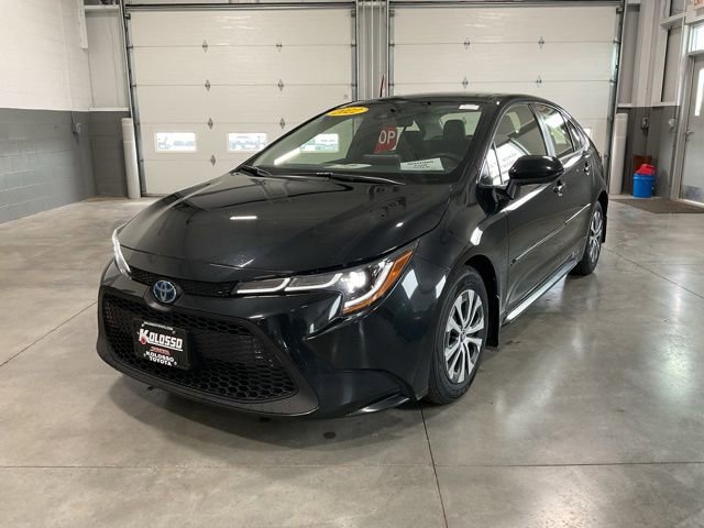 Used 2022 Toyota Corolla LE FWD image 3