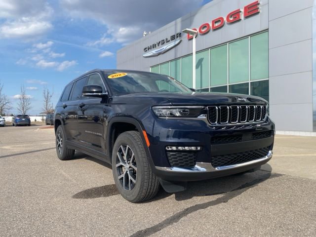 Certified 2023 Jeep Grand Cherokee L Limited image 3