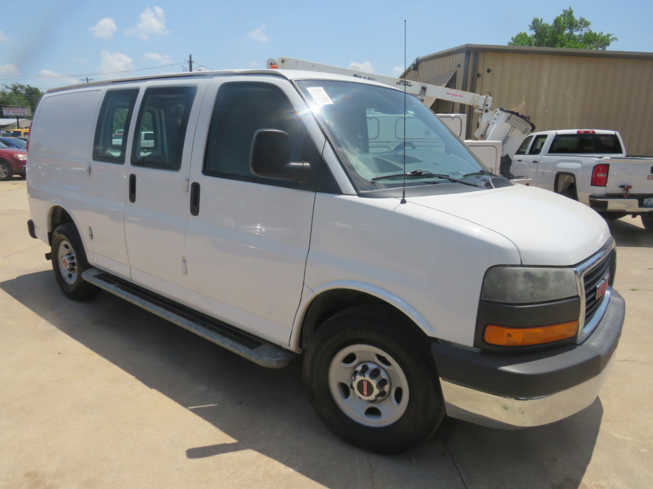 Used 2014 GMC Savana 2500 image 3