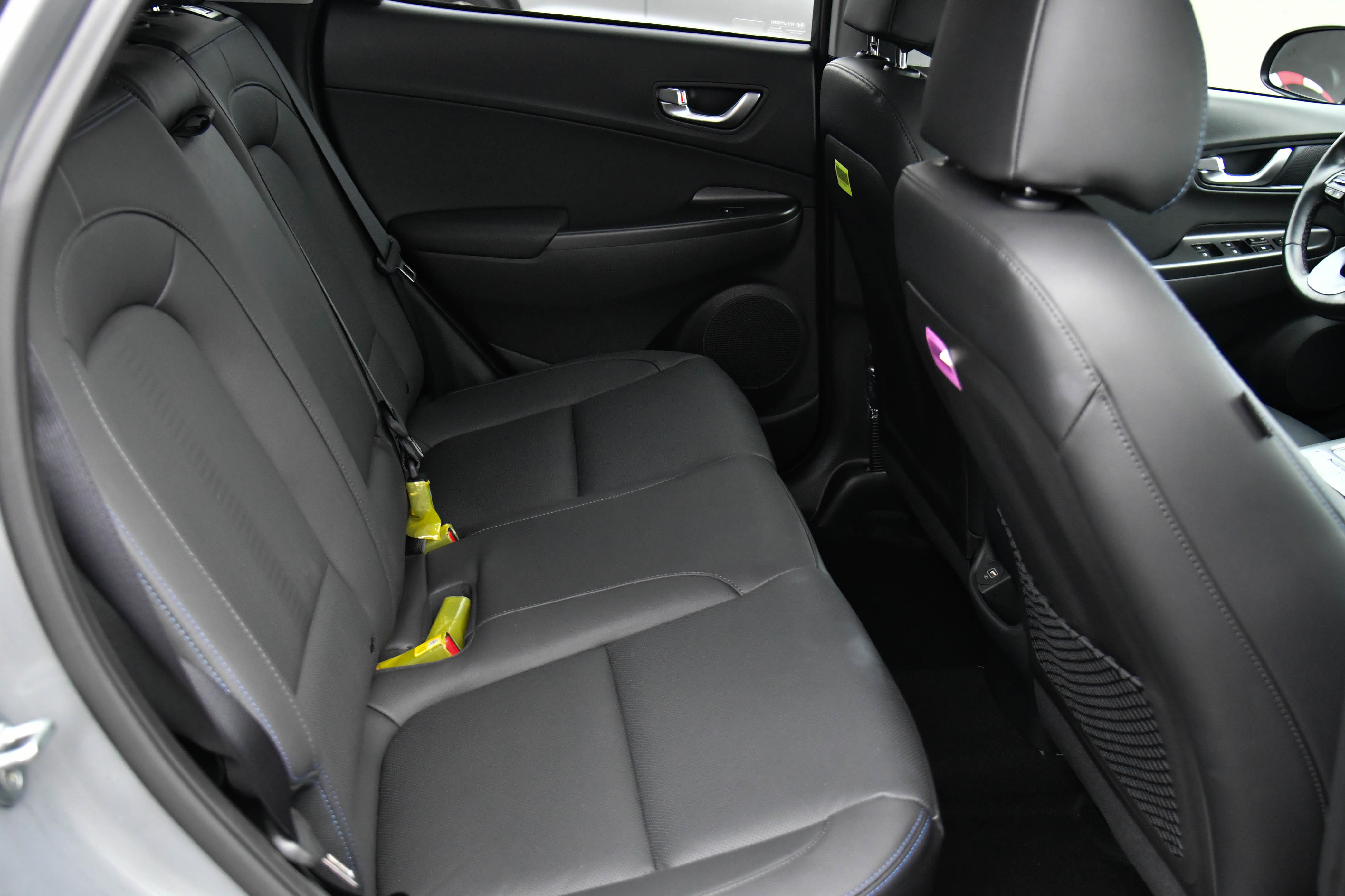 Used 2023 Hyundai Kona Limited image 43