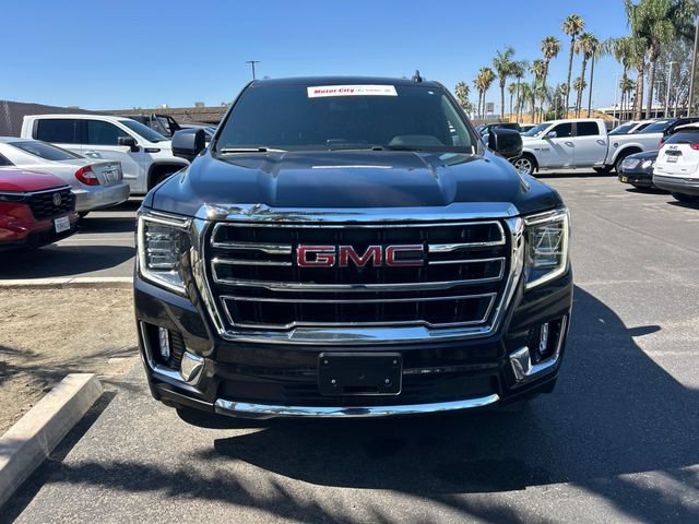Used 2023 GMC Yukon XL SLT w/ SLT Premium Package AWD/4WD image 2