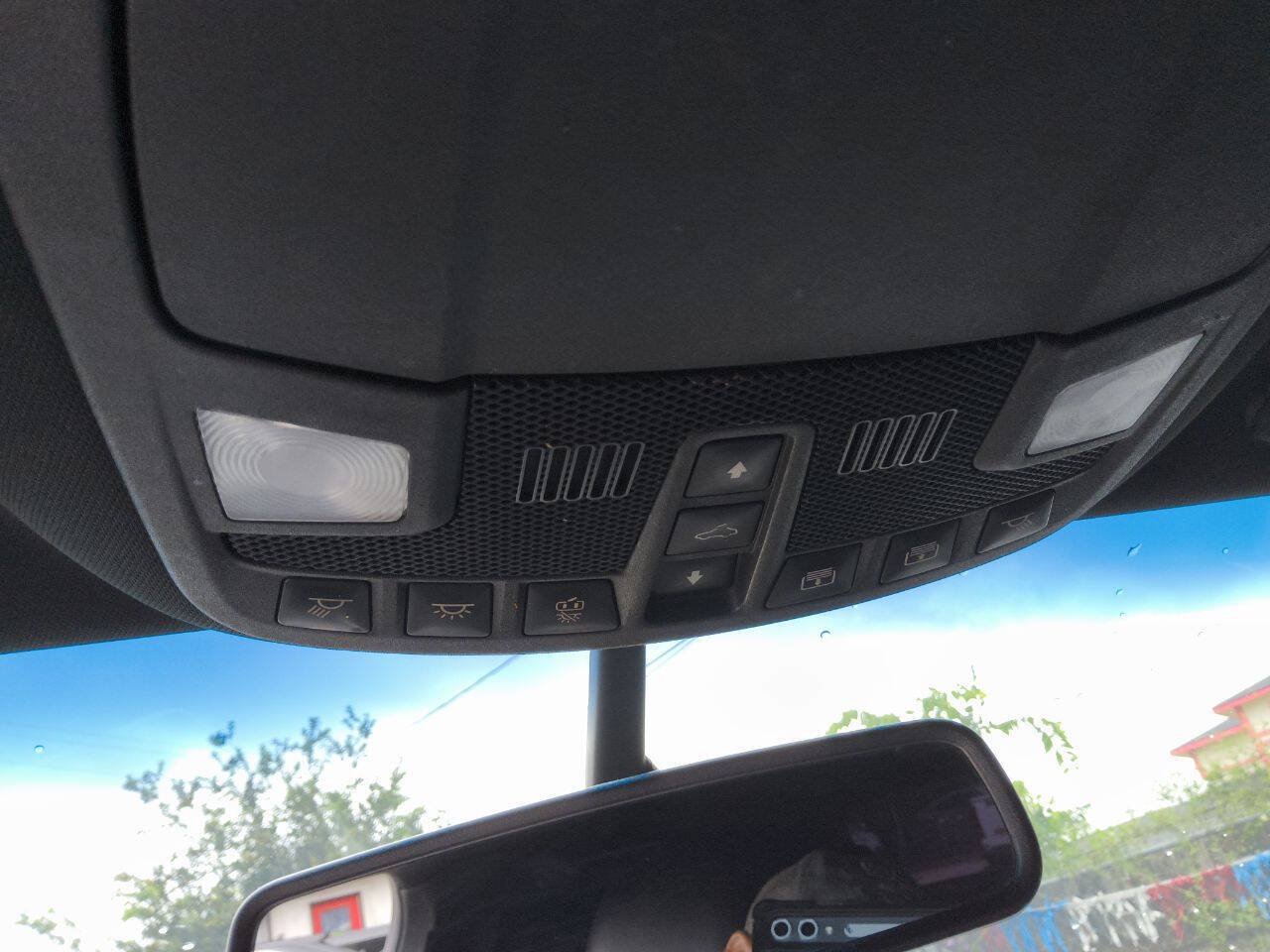 Used 2017 Lincoln MKX Select w/ Select Plus Package FWD image 18