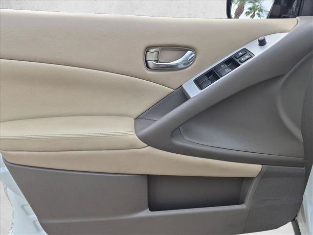 Used 2014 Nissan Murano SV w/ Value Package FWD image 11