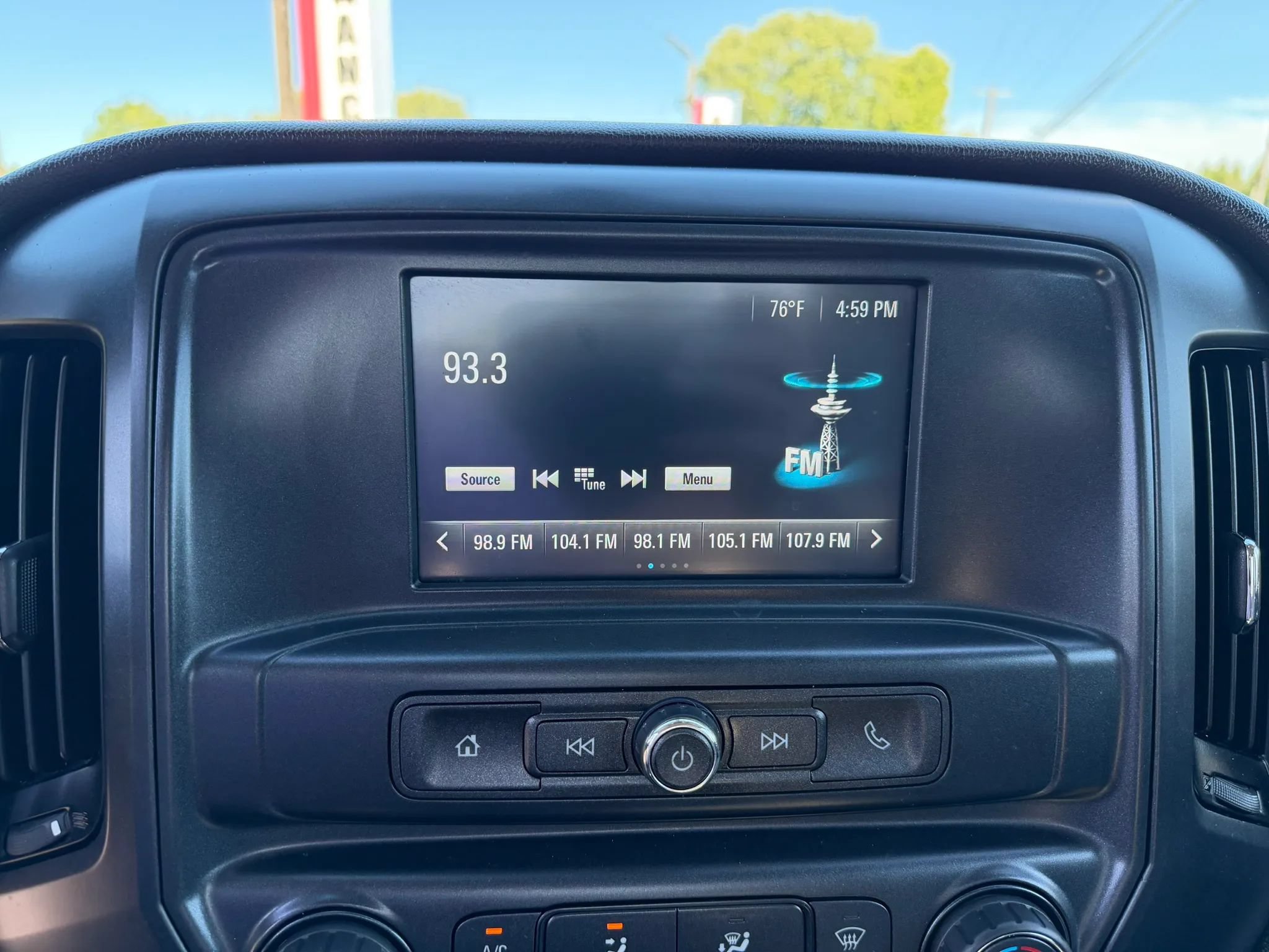Used 2019 Chevrolet Silverado 2500 W/T AWD/4WD image 19