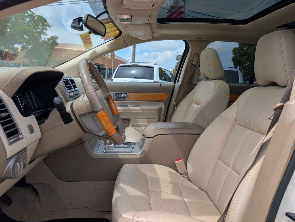 Used 2007 Lincoln MKX 2WD image 9