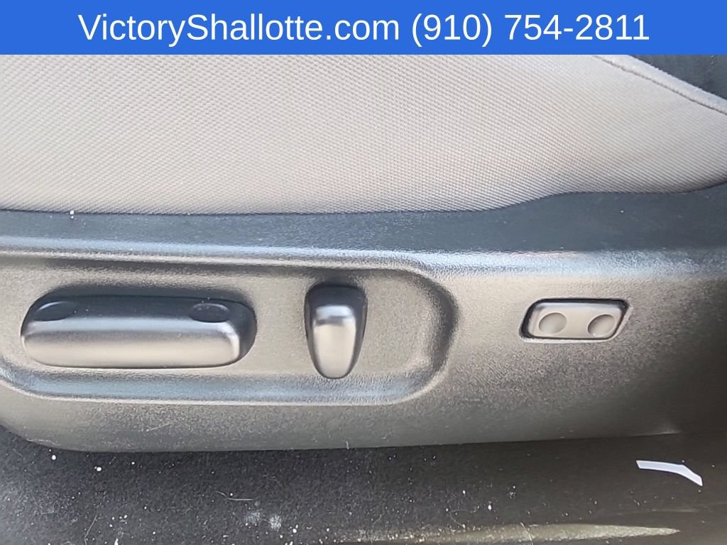 Used 2022 Toyota Tacoma SR5 AWD/4WD image 20