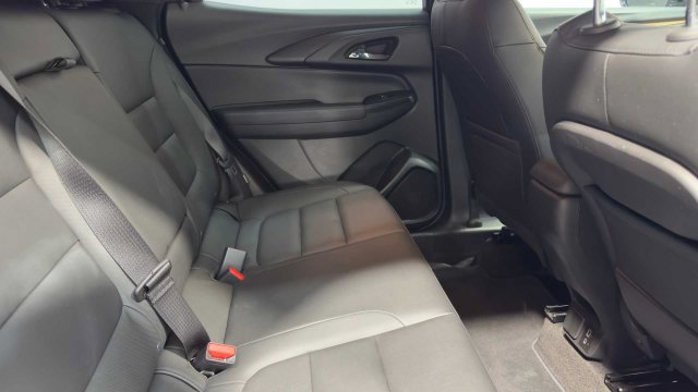 Used 2022 Chevrolet TrailBlazer ACTIV w/ Sun and Liftgate Package FWD image 15