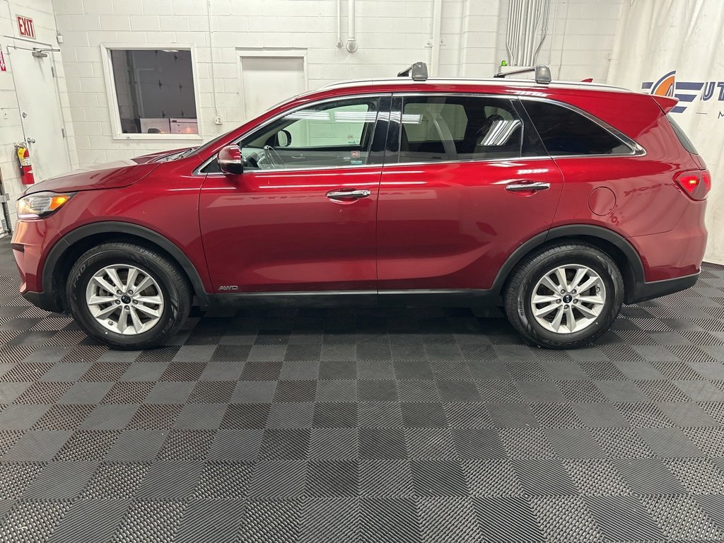 Used 2019 Kia Sorento LX w/ LX Convenience Package image 6