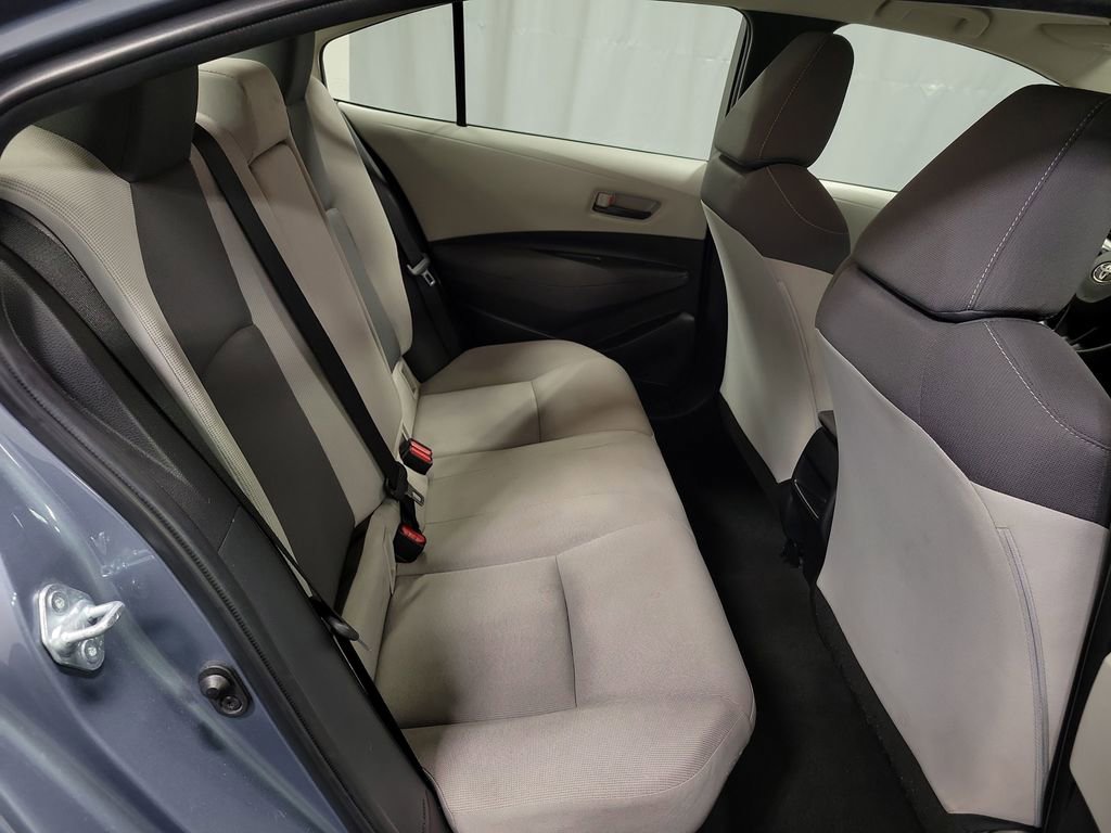 Used 2022 Toyota Corolla LE image 23