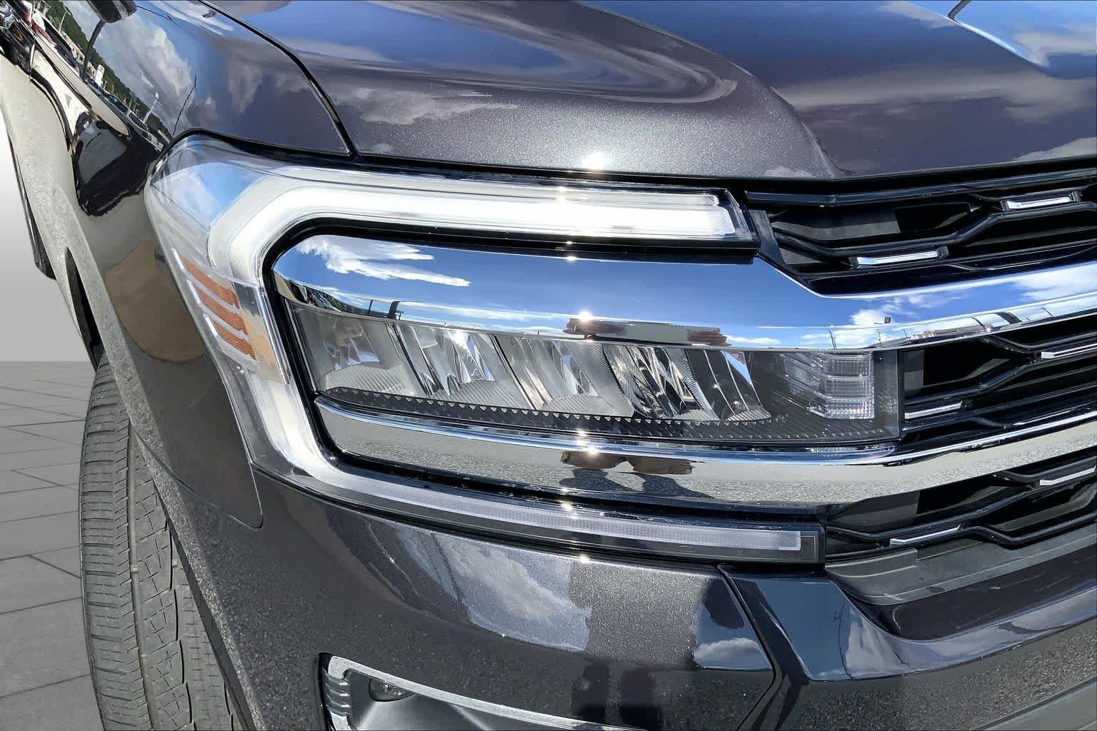Used 2023 Ford Expedition Limited RWD image 26