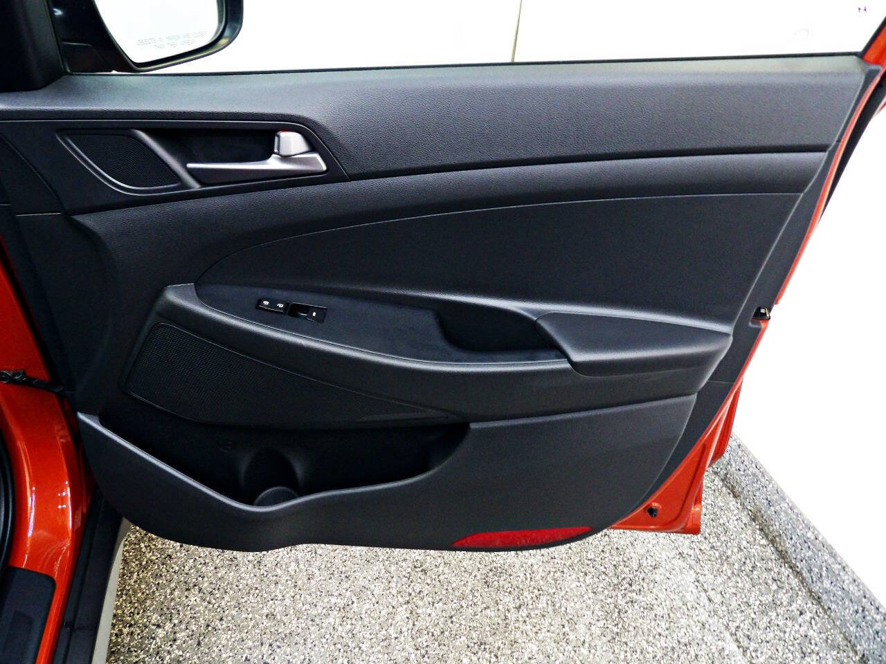 Used 2017 Hyundai Tucson SE w/ SE Popular Package 02 AWD/4WD image 11