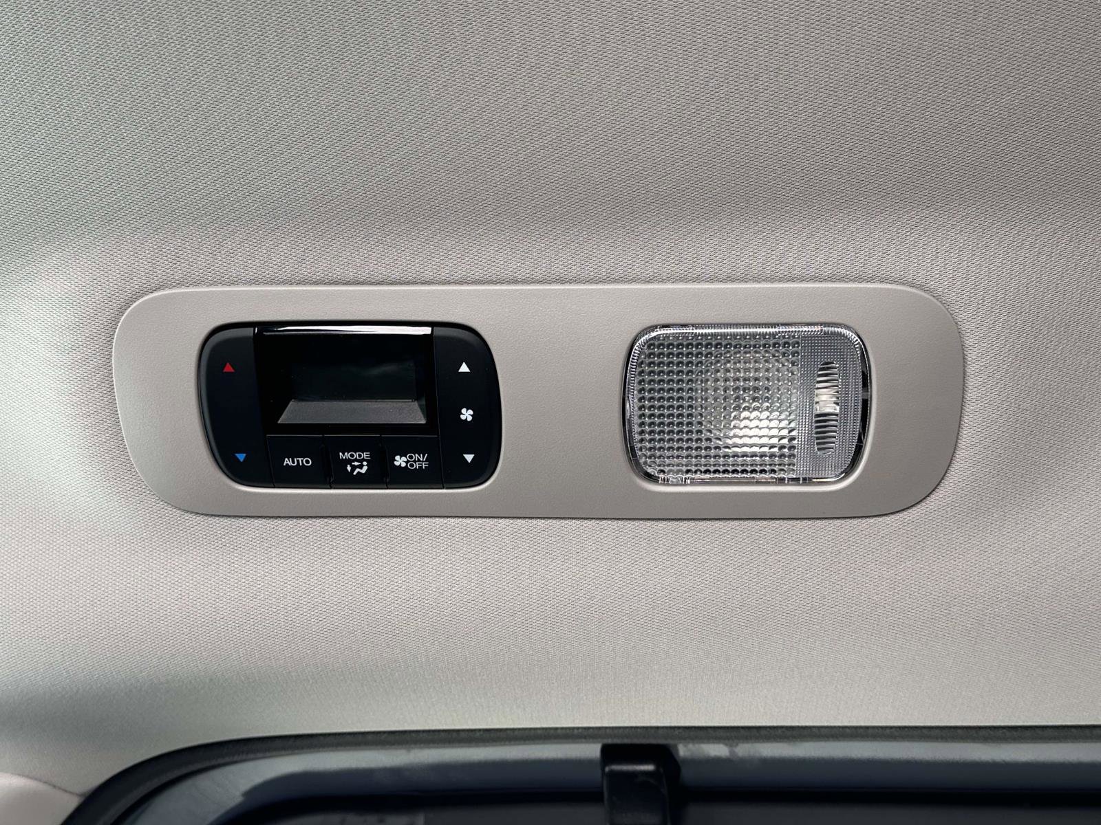 New 2026 Honda Odyssey Touring image 20