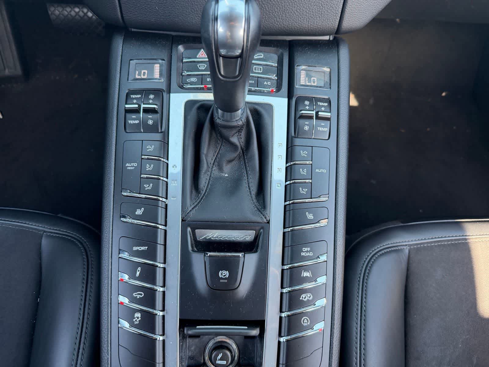 Used 2018 Porsche Macan GTS AWD/4WD image 14