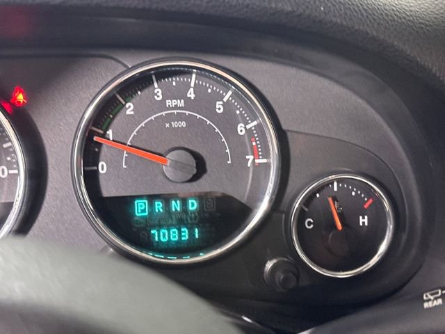 Used 2012 Jeep Wrangler Unlimited Sahara w/ Connectivity Group image 19