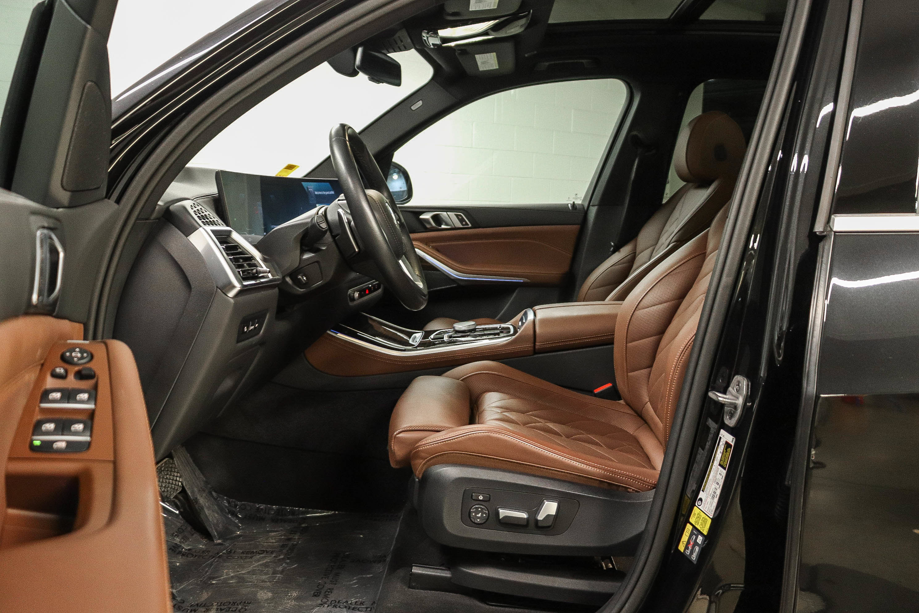 Certified 2024 BMW X5 xDrive50e AWD/4WD image 17