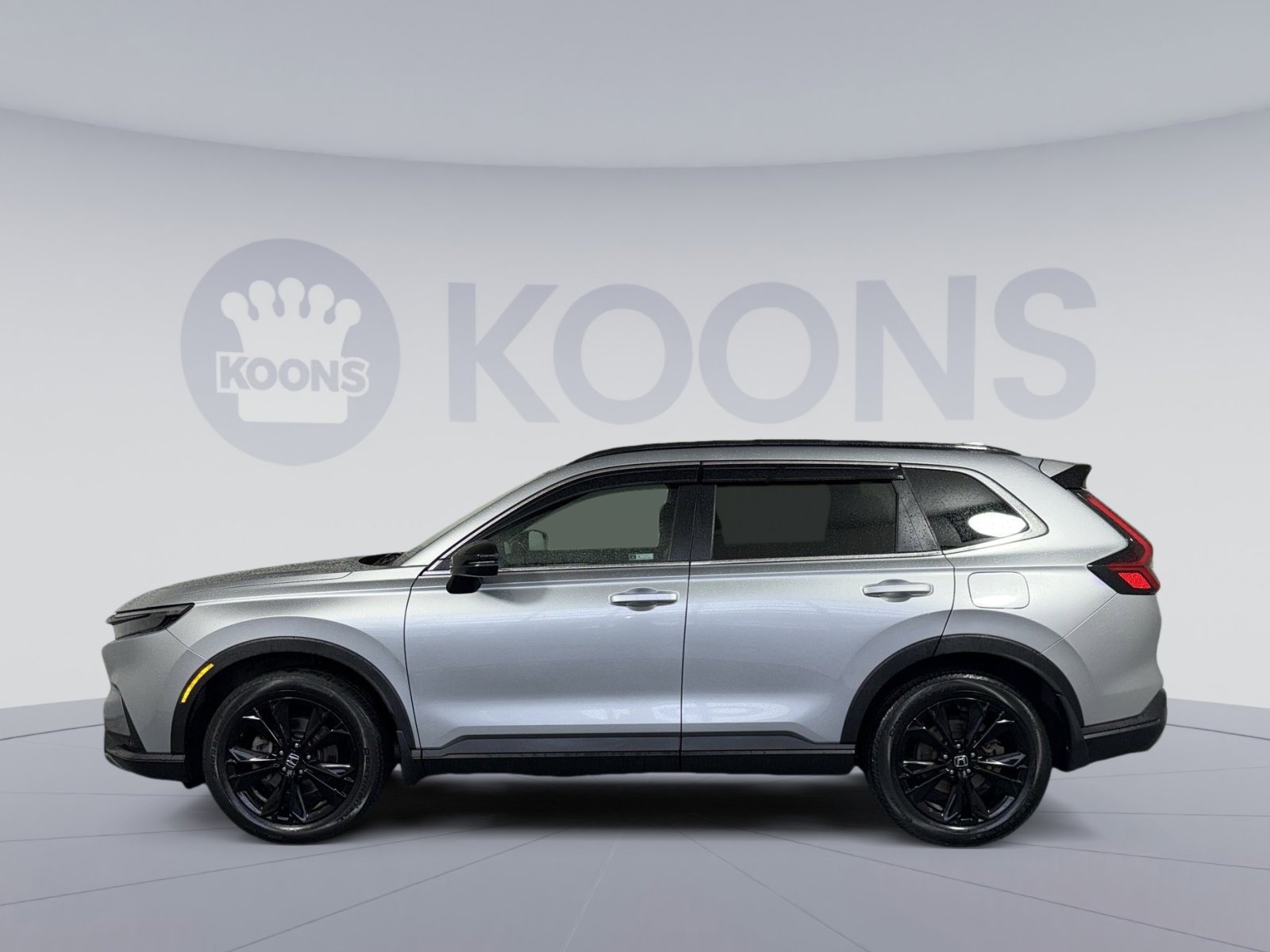 Used 2023 Honda CR-V Sport Touring image 2
