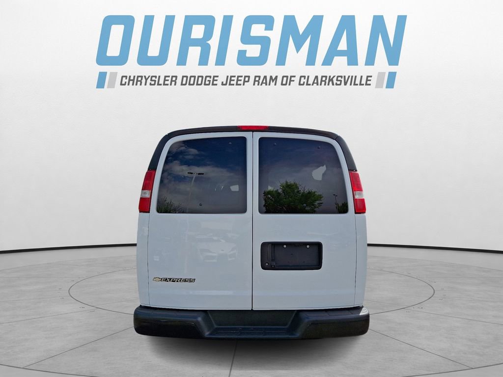 Used 2020 Chevrolet Express 3500 LS RWD image 5