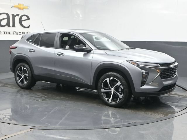 New 2026 Chevrolet Trax RS w/ Sunroof Package FWD image 6
