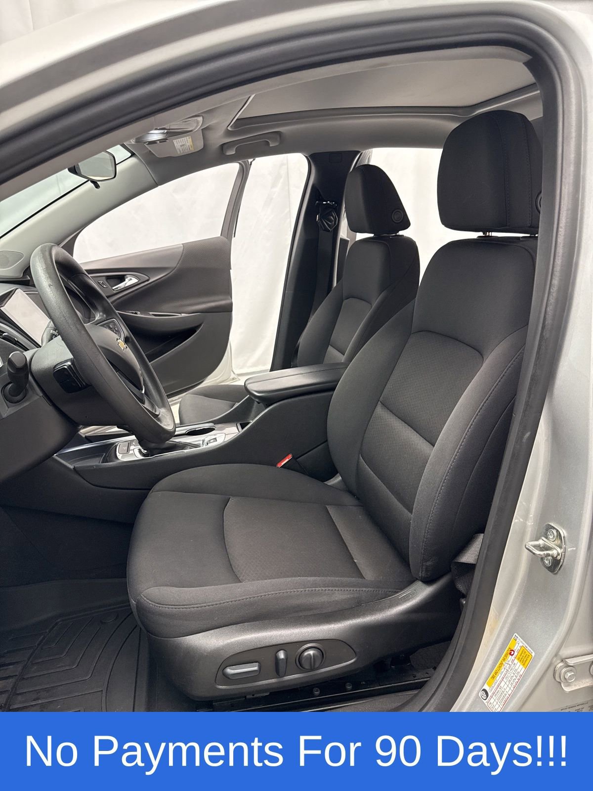 Used 2022 Chevrolet Malibu LT FWD image 9