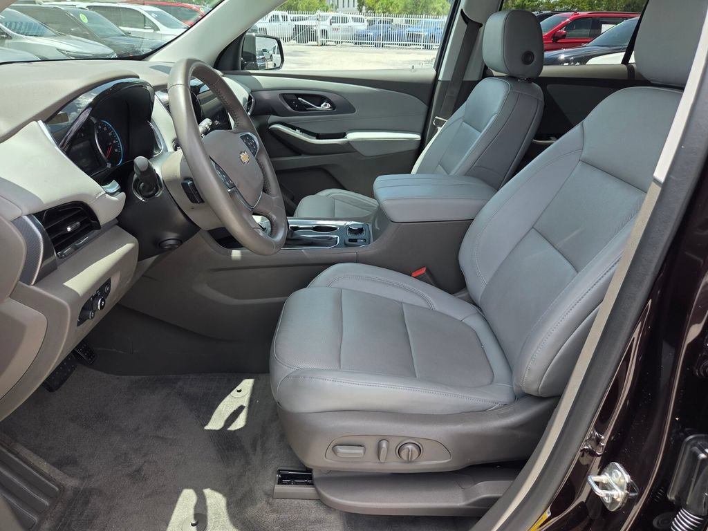 Used 2020 Chevrolet Traverse Premier w/ LPO, Floor Liner Package FWD image 5