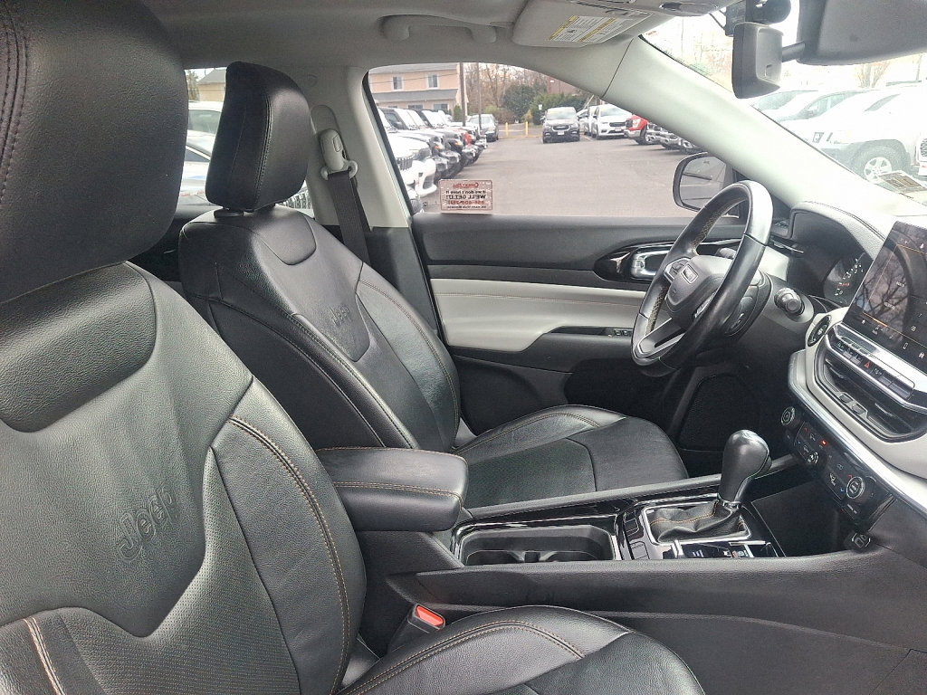 Certified 2022 Jeep Compass Limited w/ Sun and Sound Group image 11