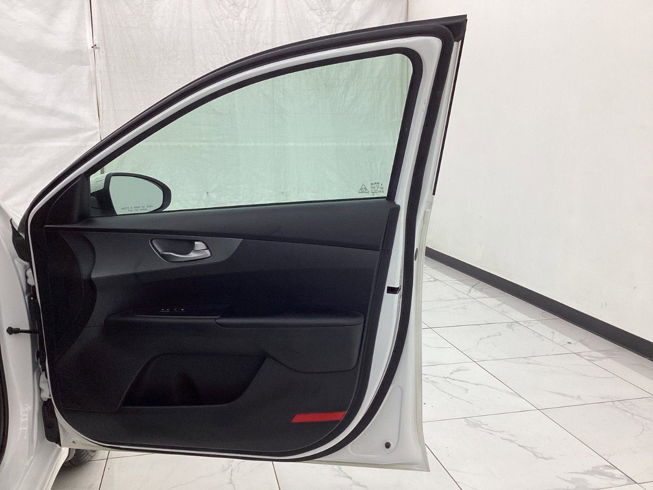 Used 2019 Kia Forte LXS FWD image 19