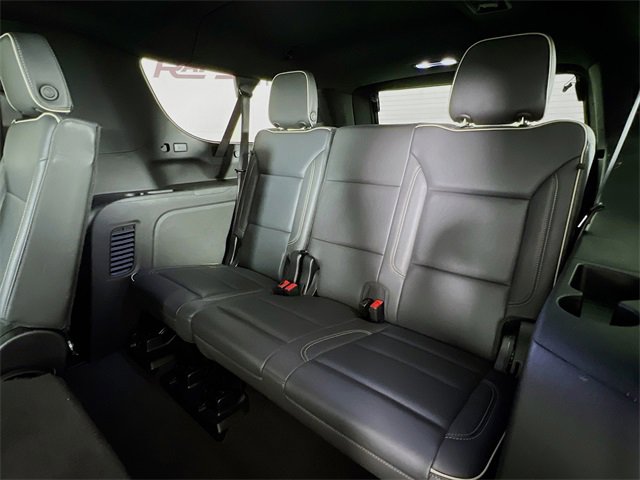 Used 2024 GMC Yukon XL SLT image 35